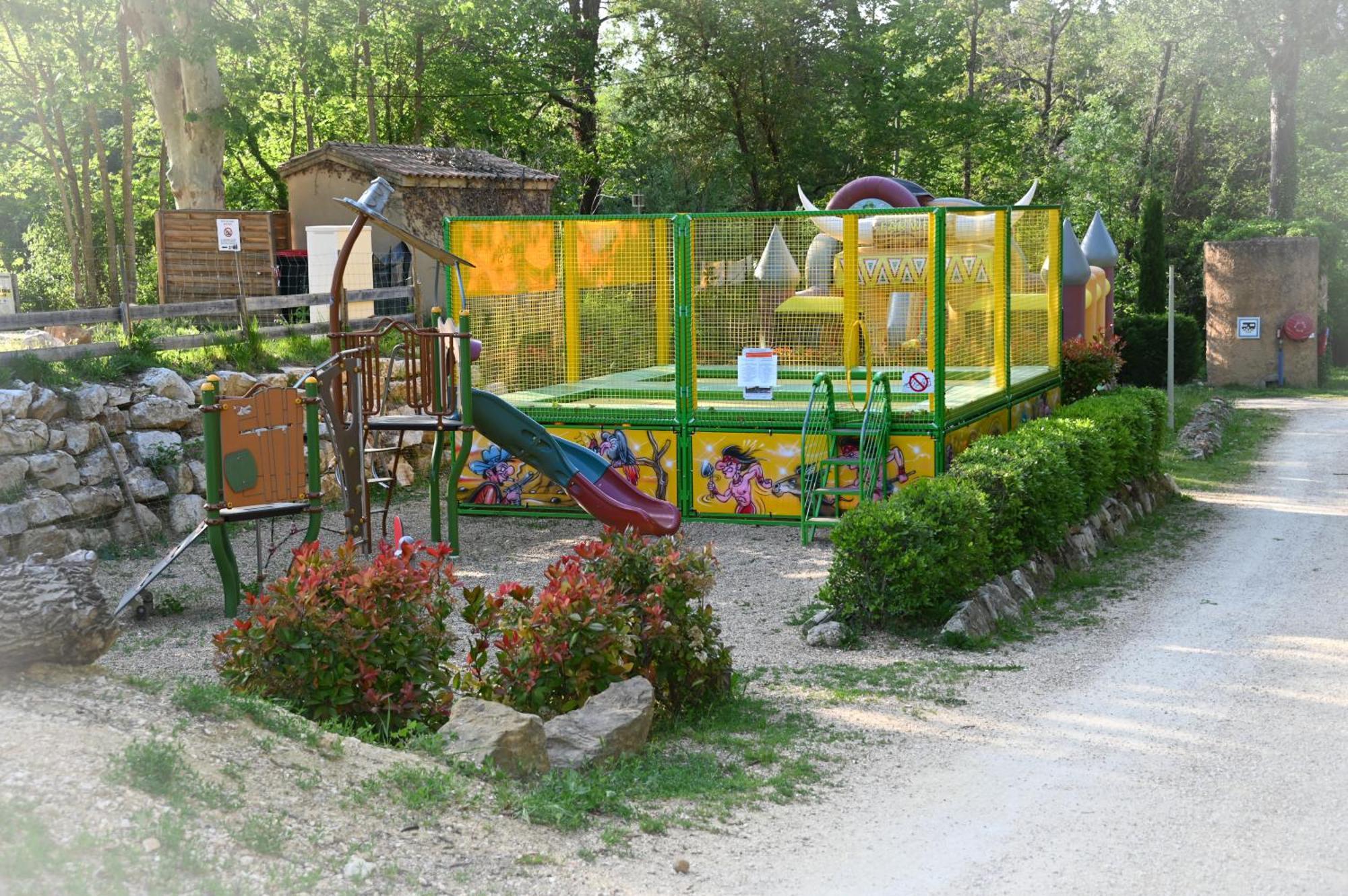 Camping Le Colorado Rustrel Exterior foto
