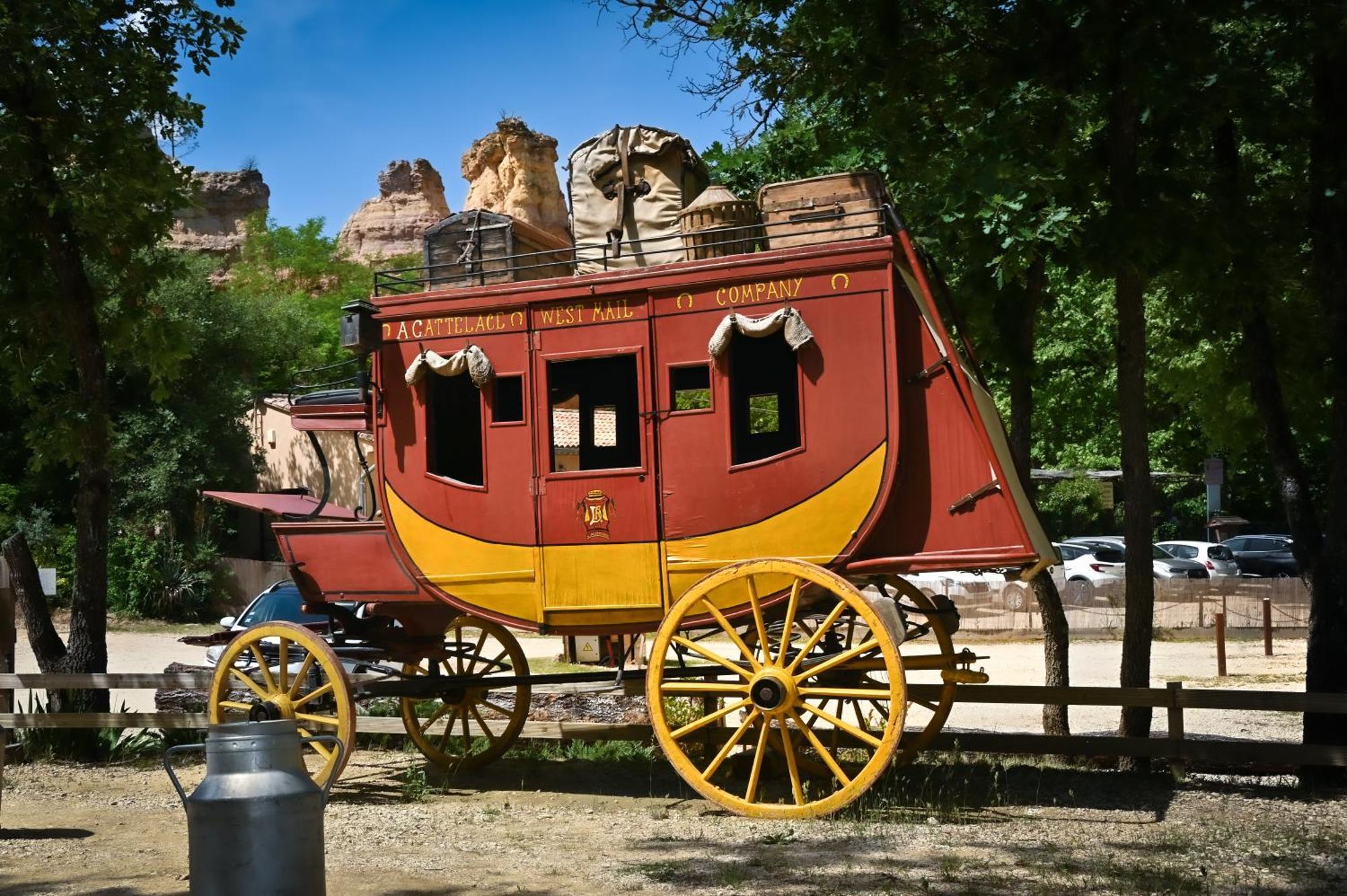 Camping Le Colorado Rustrel Exterior foto