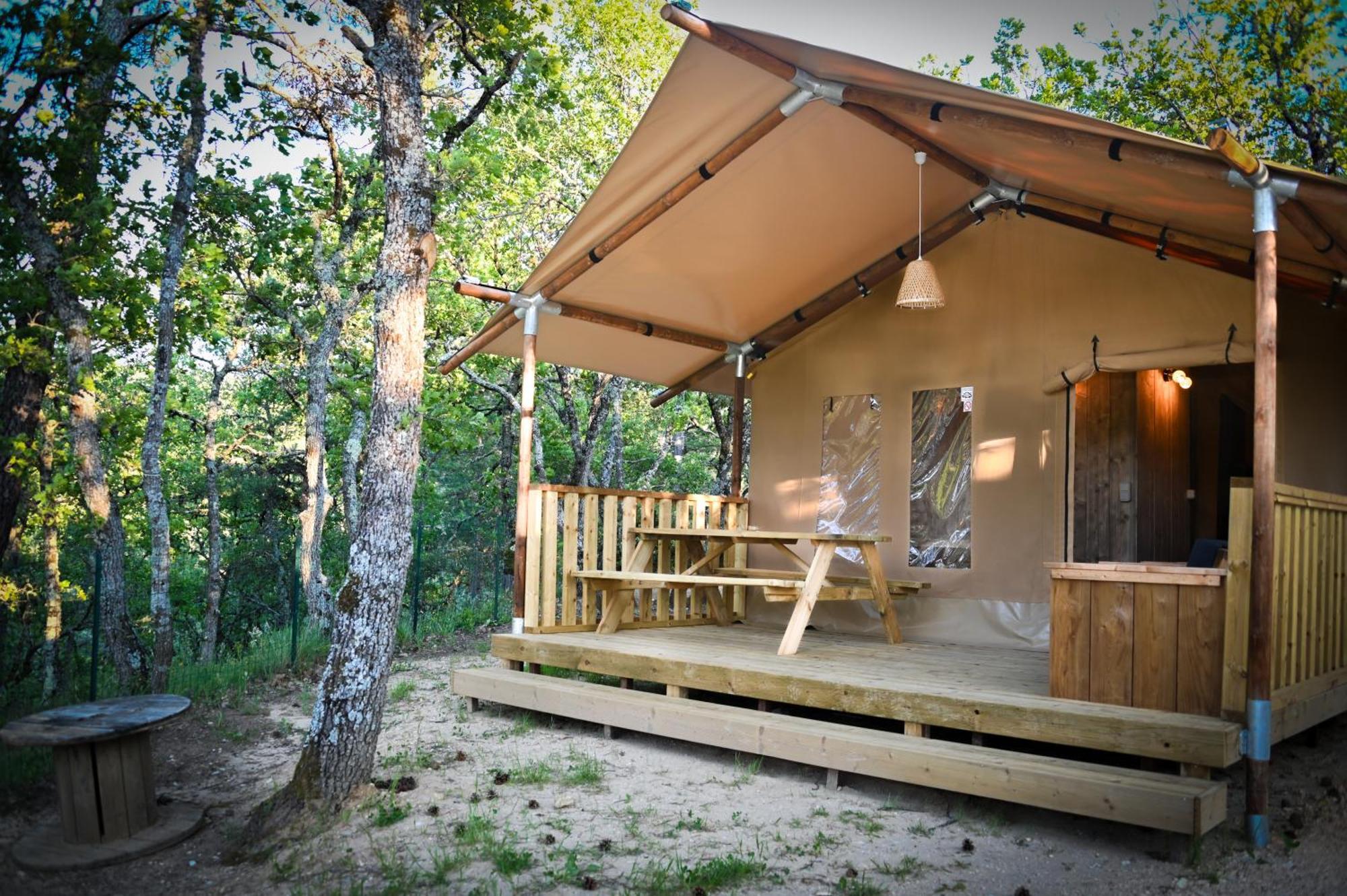 Camping Le Colorado Rustrel Exterior foto