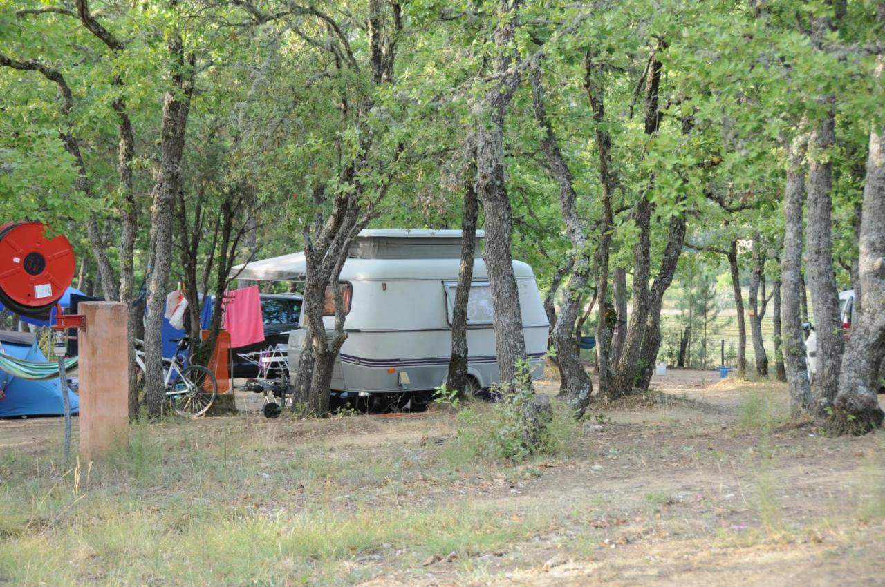 Camping Le Colorado Rustrel Exterior foto